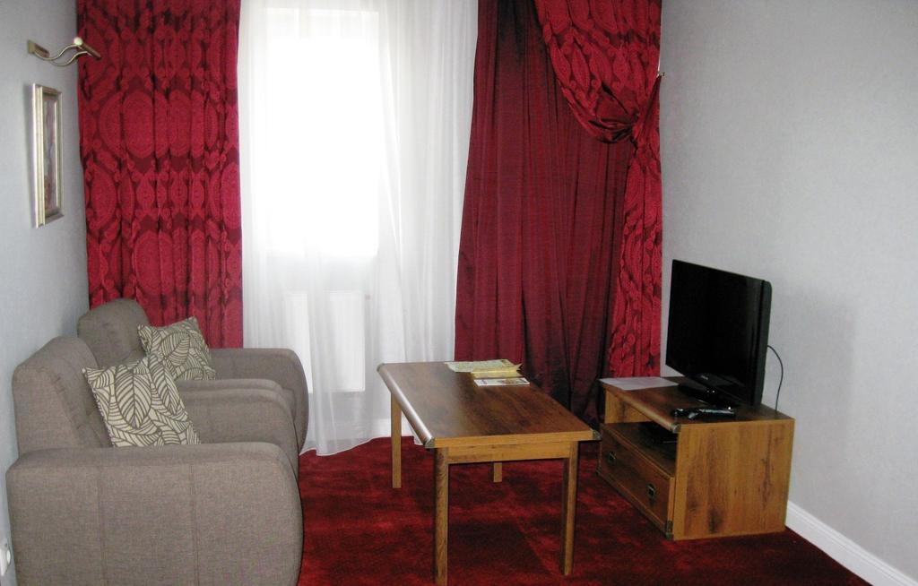 Kera Hotel Nesterenki Pokoj fotografie